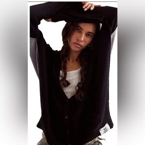 Free People Essential Cardi We The Free Pockets Button Pockets Wool Black Gray